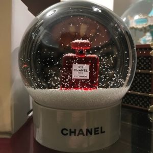 NEW* CHANEL No.5 Snow Globe Collectible+Box